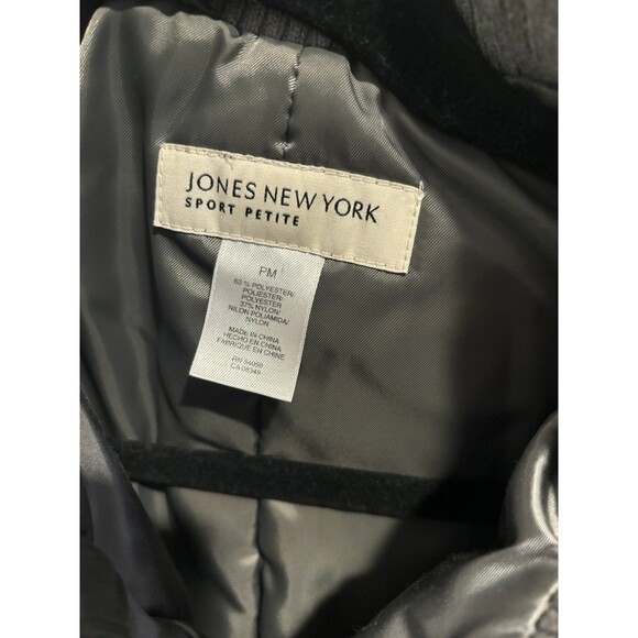 Jones of NY silver warm vest PM - Picture 3 of 3